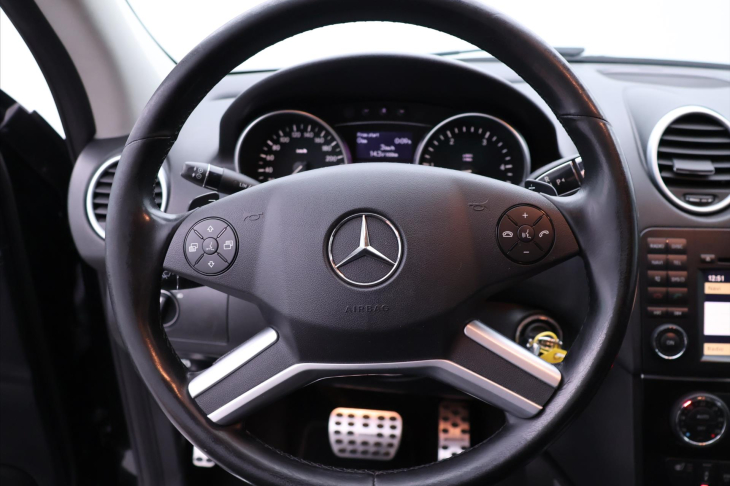 Mercedes-Benz Třídy M 3,0 300 CDI 4Matic 150kW CZ