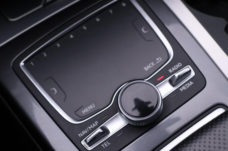 Audi Q7 3,0 50TDI 210kW S-Line CZ DPH