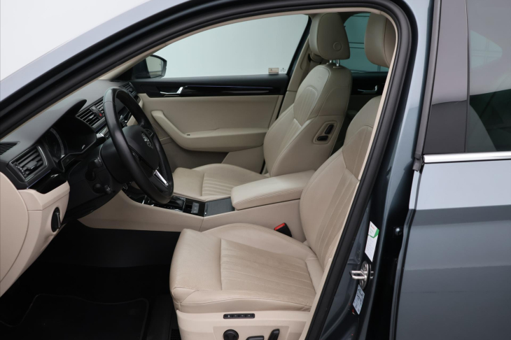 Škoda Superb 2,0 TDI 140kW DSG 4x4 CZ L&K