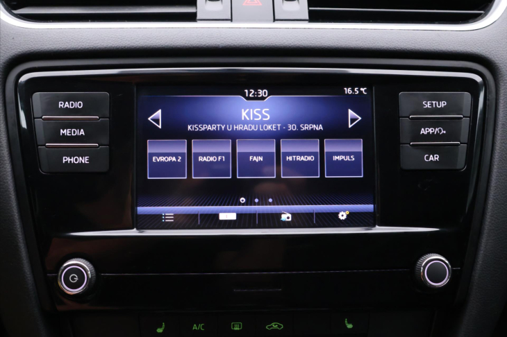 Škoda Octavia 1,6 TDI 85kW Ambition CZ