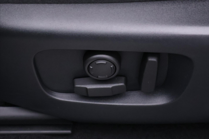 Land Rover Range Rover Evoque 2,0 D 132kW  Aut R-Dynamic AWD