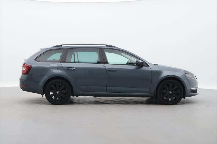 Škoda Octavia 1,6 TDI 85kW Ambition Klima