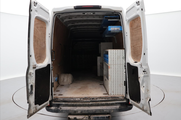 Iveco Daily 2,3 35C16 115kW L4H3 CZ DPH