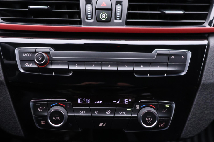 BMW X1 2,0 Xdrive 18d Sportline