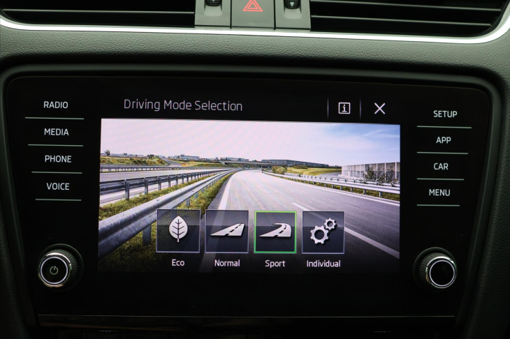 Škoda Octavia 2,0 TDI 135kW RS CZ Tažné