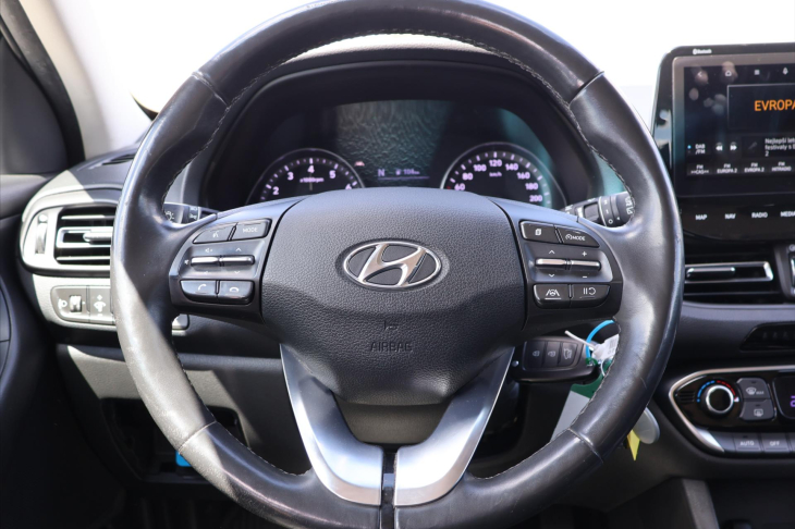 Hyundai i30 1,5 T-GDI 117kW Family Smart