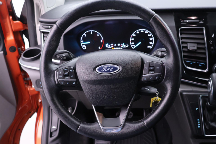 Ford Tourneo Custom 2,0 EcoBlue 125kW Titanium CZ DPH