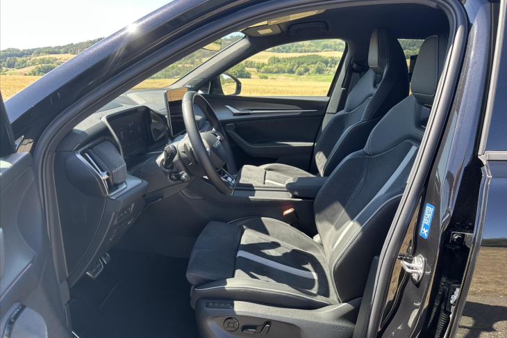 Škoda Kodiaq 2,0 TDI DSG 4x4 Sportline 7-Míst