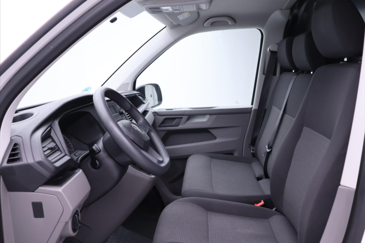 Volkswagen Transporter 2,0 TDI T6.1 1.Maj Klima DPH