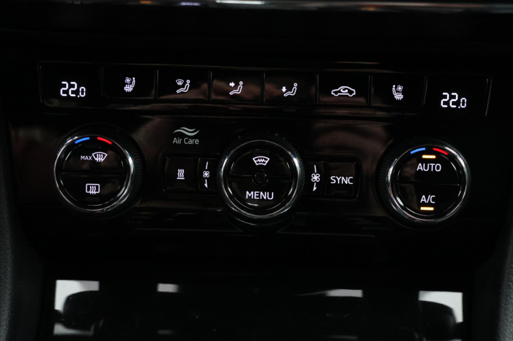 Škoda Superb 2,0 TDI 110kW DSG L&K DPH CZ