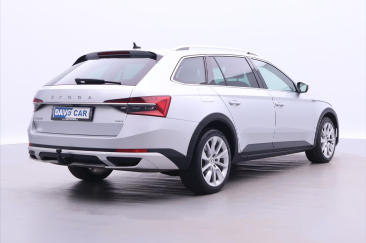 Škoda Superb 2,0 TDI 140kW DSG Scout 4x4 CZ