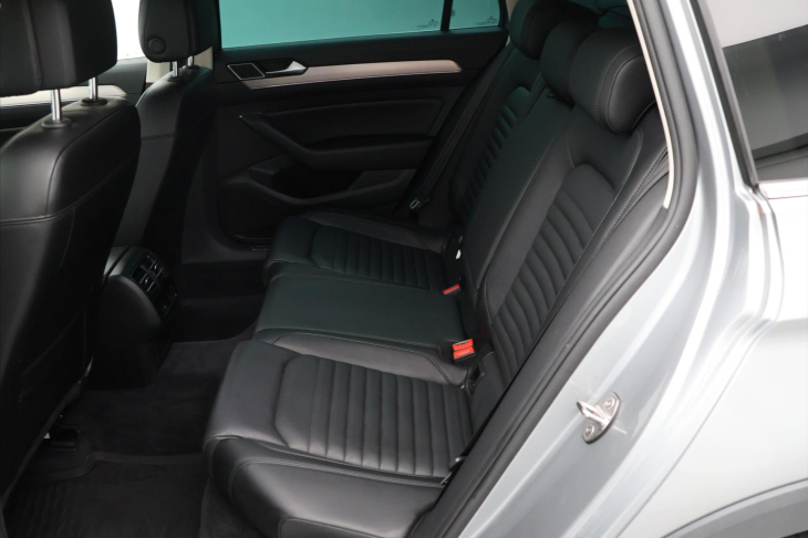 Volkswagen Passat 2,0 TSI 162kW 4Motion DSG Alltrack