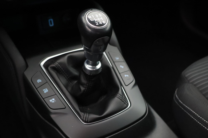 Ford Focus 2,0 TDCI 110kW Titanium LED