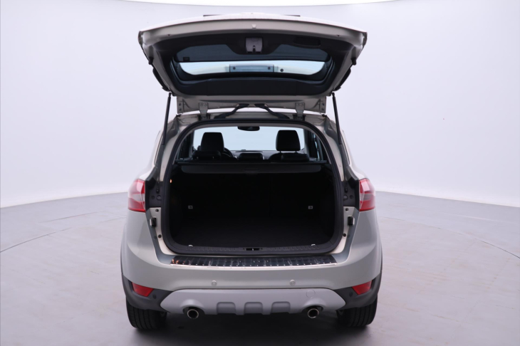 Ford Kuga 2,0 TDCI 100kW Titanium Kůže