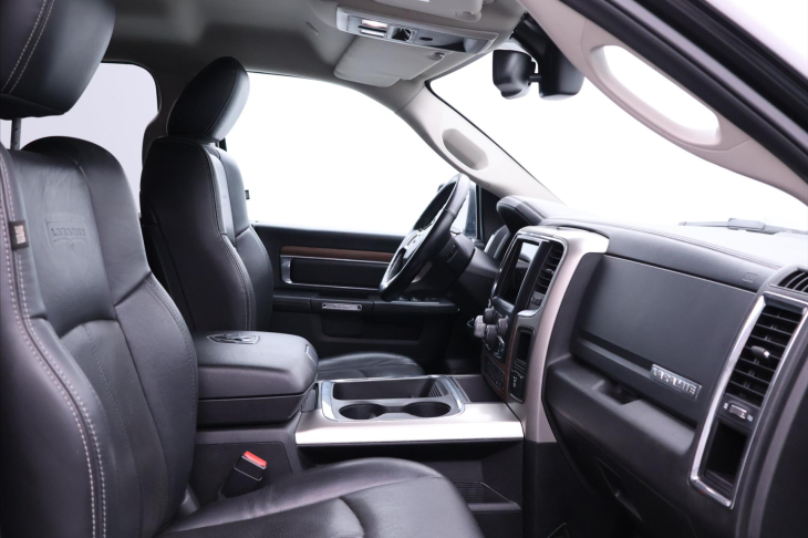 Dodge RAM 5,7 HEMI 295kW 4x4 Laramie DPH