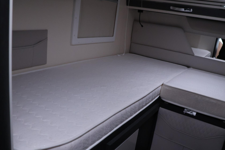 Ford Transit 2,0 CI MAGIS 84 XT CZ 1.MAJ. DPH