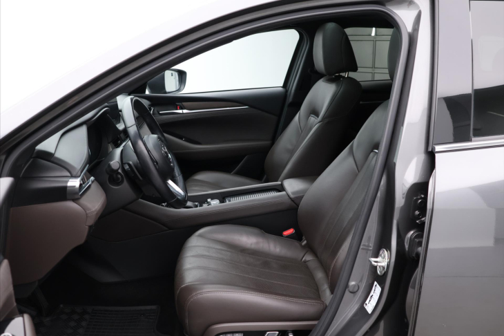 Mazda 6 2,2 D 135KW Revolution TOP CZ