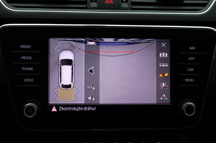Škoda Superb 2,0 TDI 110kW DSG Style DPH CZ