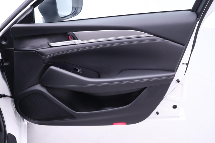 Mazda 6 2,0 Skyactive-G Exclusive DPH