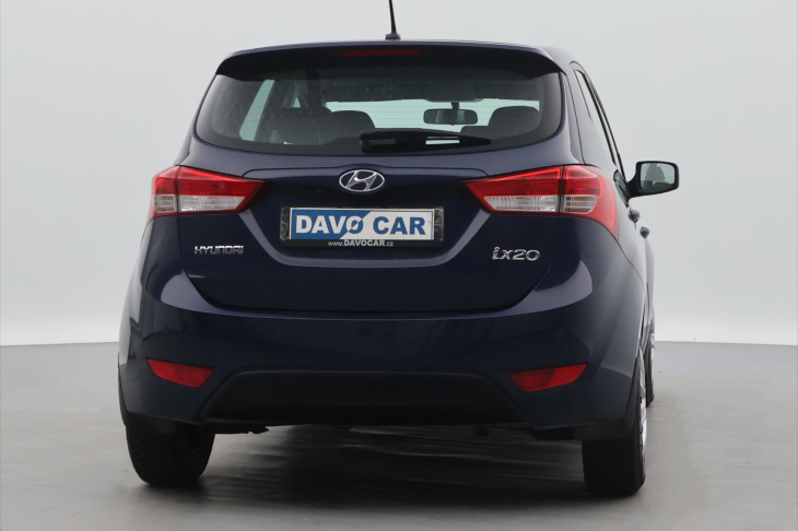 Hyundai ix20 1,6 CVVT 91kW CZ Trikolor Navi