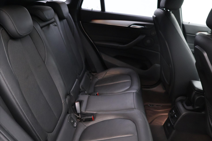 BMW X1 2,0 20d 140kW xDrive Kůže Navi
