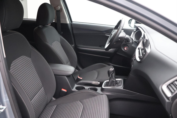 Kia Ceed 1,5 T-GDI 117kW DPH CZ