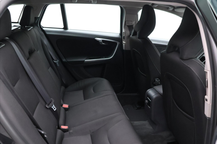 Volvo V60 1,6 D2 84kW Kinetic