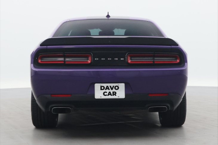 Dodge Challenger 5,7 V8 HEMI 277KW Aut.klima