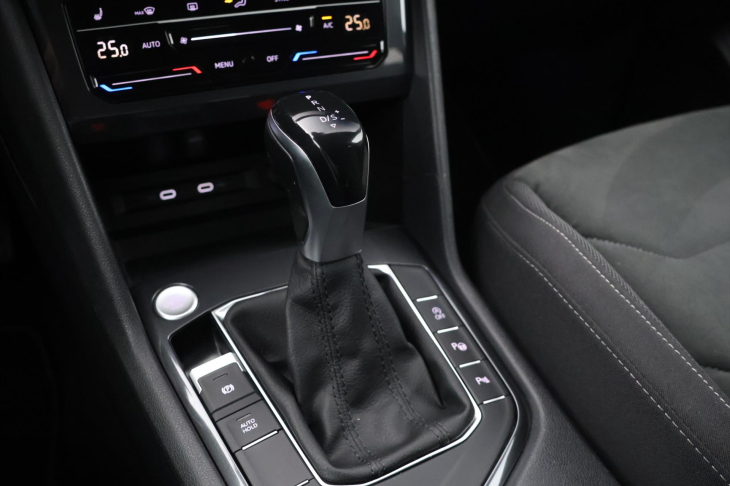 Volkswagen Tiguan 1,5 TSI EVO DSG CZ 1.Maj. DPH
