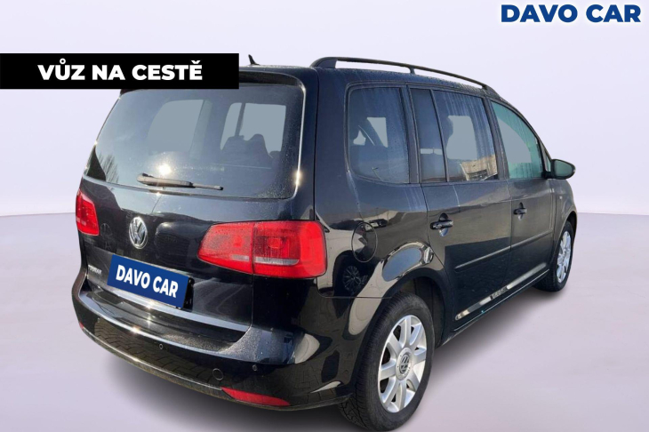 Volkswagen Touran 1,2 TSI Match 7-Míst Serv.kniha