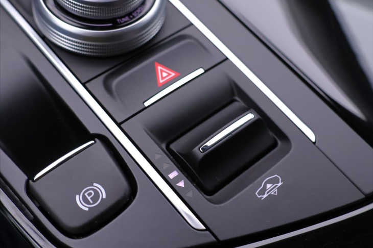 Maserati Levante 3,0 V6 257kW Aut 4x4 tažné