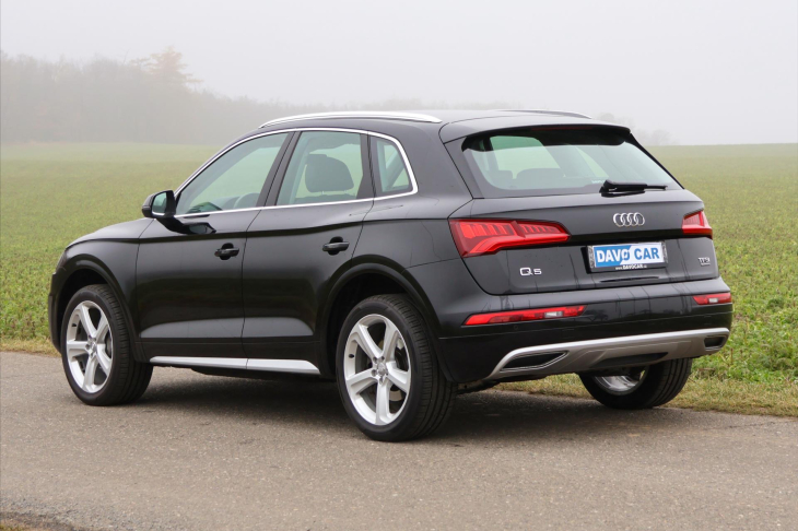 Audi Q5 2,0 TFSI Quattro S-tronic CZ
