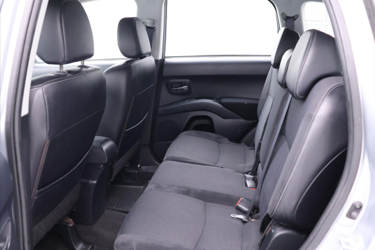 Citroën C-Crosser 2,2 HDI 115kW 4x4 Tempomat