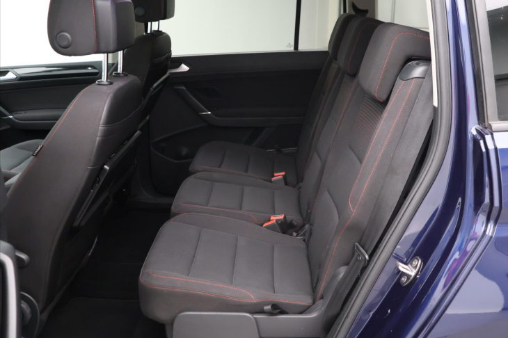 Volkswagen Touran 2,0 TDI 110kW DSG Sound 7-Míst