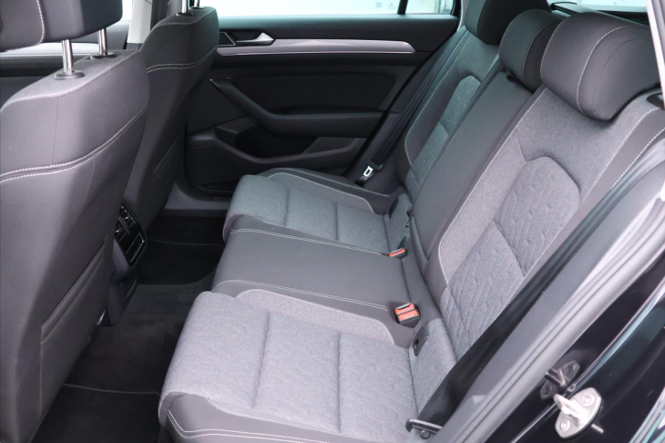 Volkswagen Passat 2,0 TDI DSG Matrix Virtual DPH