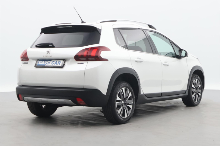 Peugeot 2008 1,6 HDI 73kW CZ