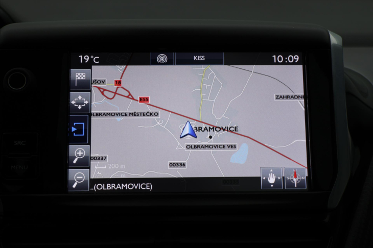 Peugeot 208 1,2 PT 81kW Roland Garros 1Maj