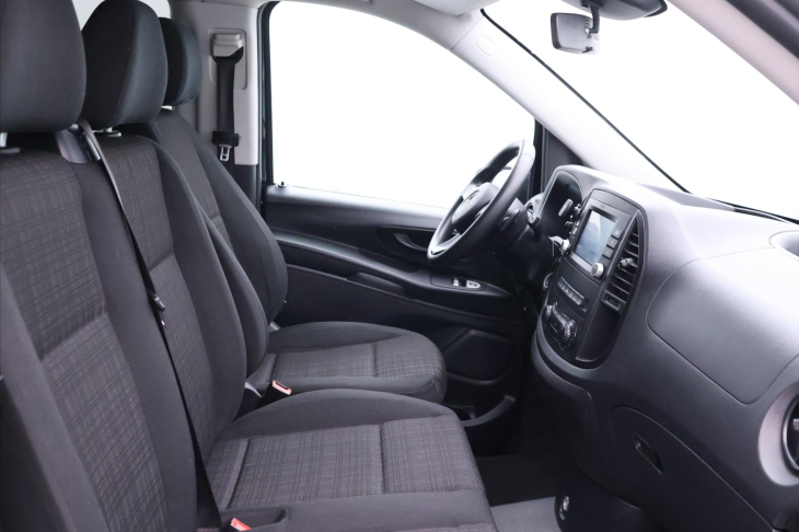 Mercedes-Benz Vito 2,0 116CDI 9 Míst Long Automat