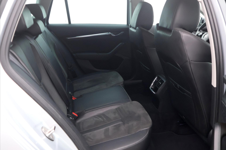 Škoda Octavia 2,0 TDI 110kW DSG Style+ DPH