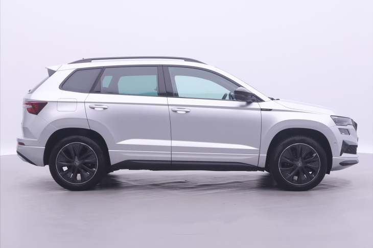 Škoda Karoq 2,0 TDI Sportline 4x4 DSG 1.maj.