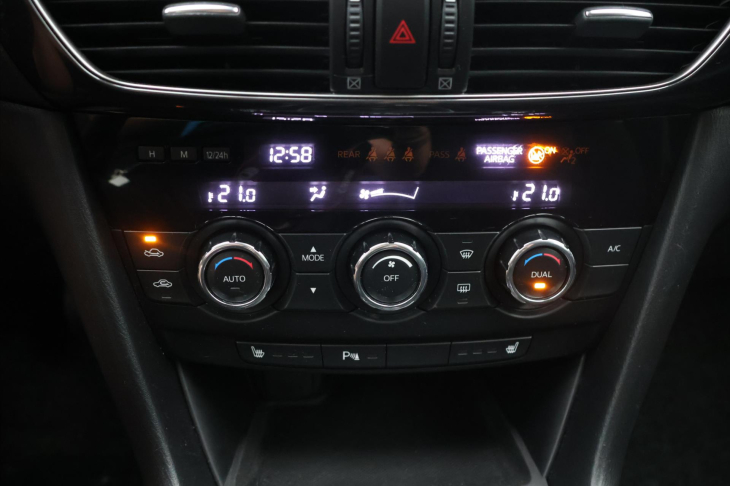 Mazda 6 2.0 107kW Center-Line