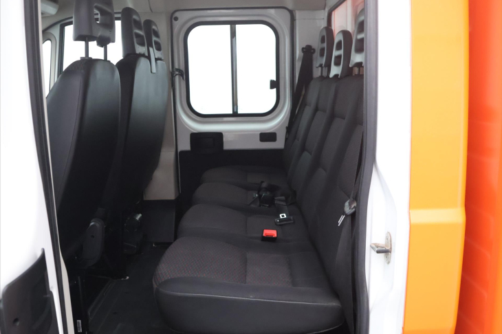 Peugeot Boxer 2.2 HDI 121kW 7Míst CZ 1Maj DPH