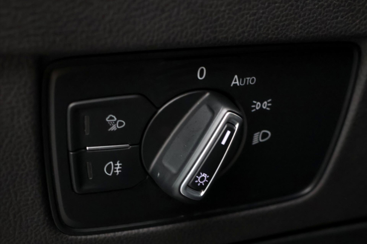 Volkswagen Arteon 2,0 TDI 176kW 4x4 R-Line CZ