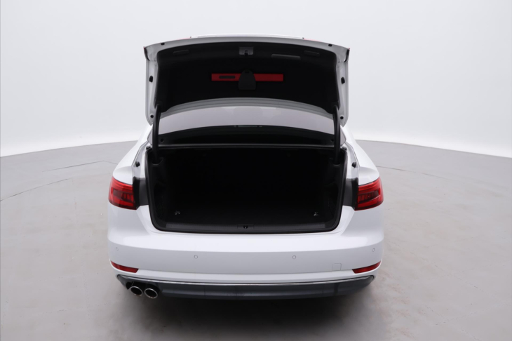 Audi A4 2,0 TDI 140 kW S-Line S-Tronic CZ