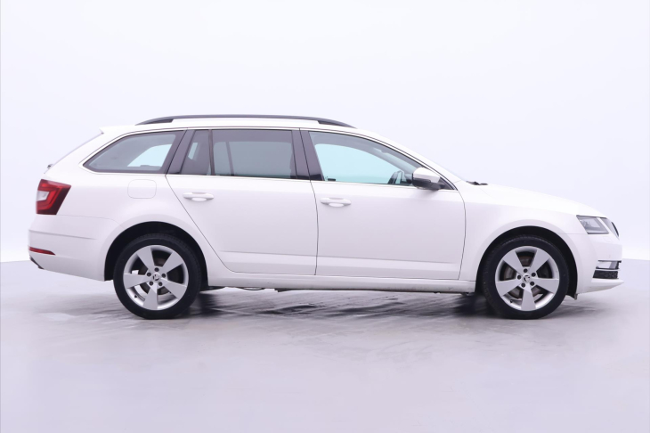 Škoda Octavia 2,0 TDI DSG 4x4 CZ Style DPH