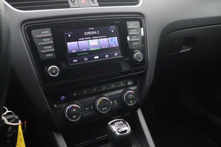 Škoda Octavia 2,0 TDI RS 135kW DSG Kůže