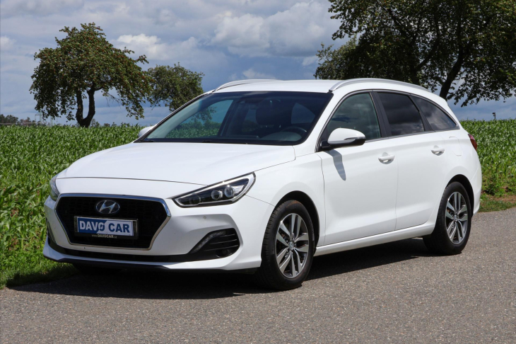 Hyundai i30 1.6 CRDi Automat CZ Style LED