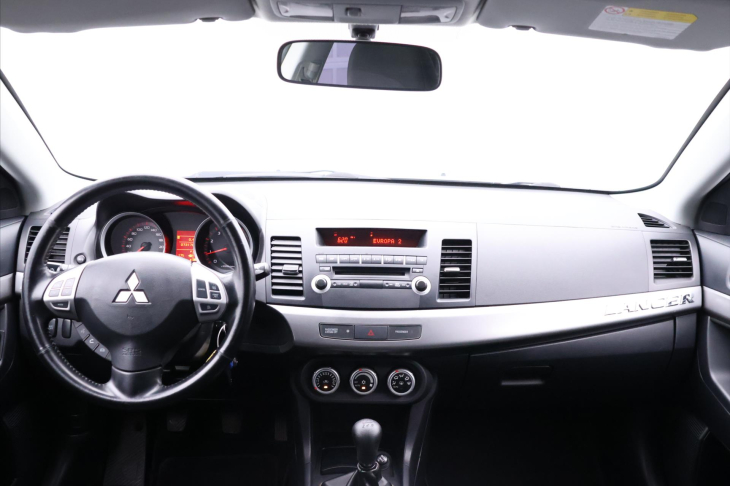 Mitsubishi Lancer 1,8 i 105kW Aut.klima