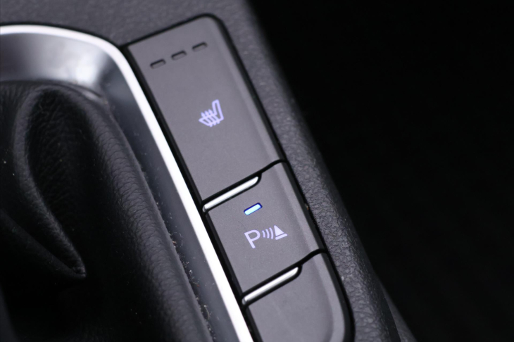 Hyundai i30 1,0 T-GDi 88kW CZ DPH