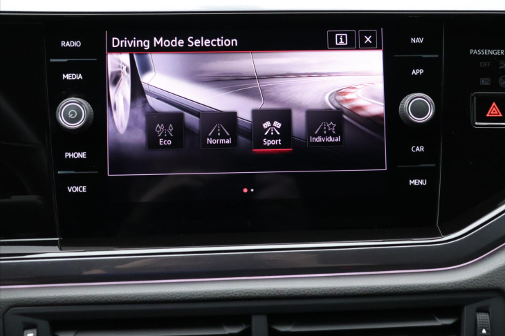 Volkswagen Polo 2,0 TSI GTI DSG Virtual DPH